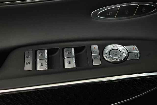 New 2026 Genesis GV70 3.5T Sport Prestige AWD/4WD image 22