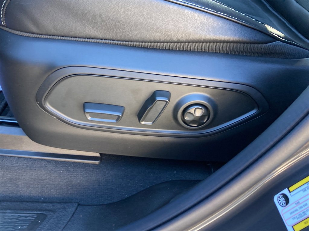 New 2025 Jeep Grand Cherokee L Altitude image 27