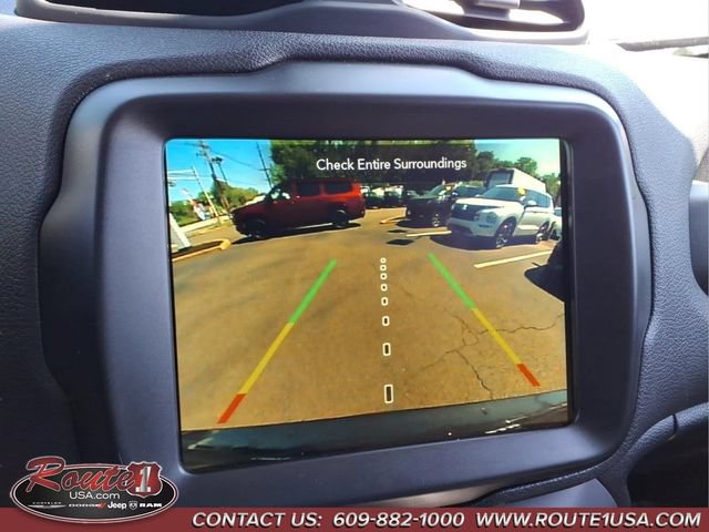 Used 2023 Jeep Renegade Latitude AWD/4WD image 32