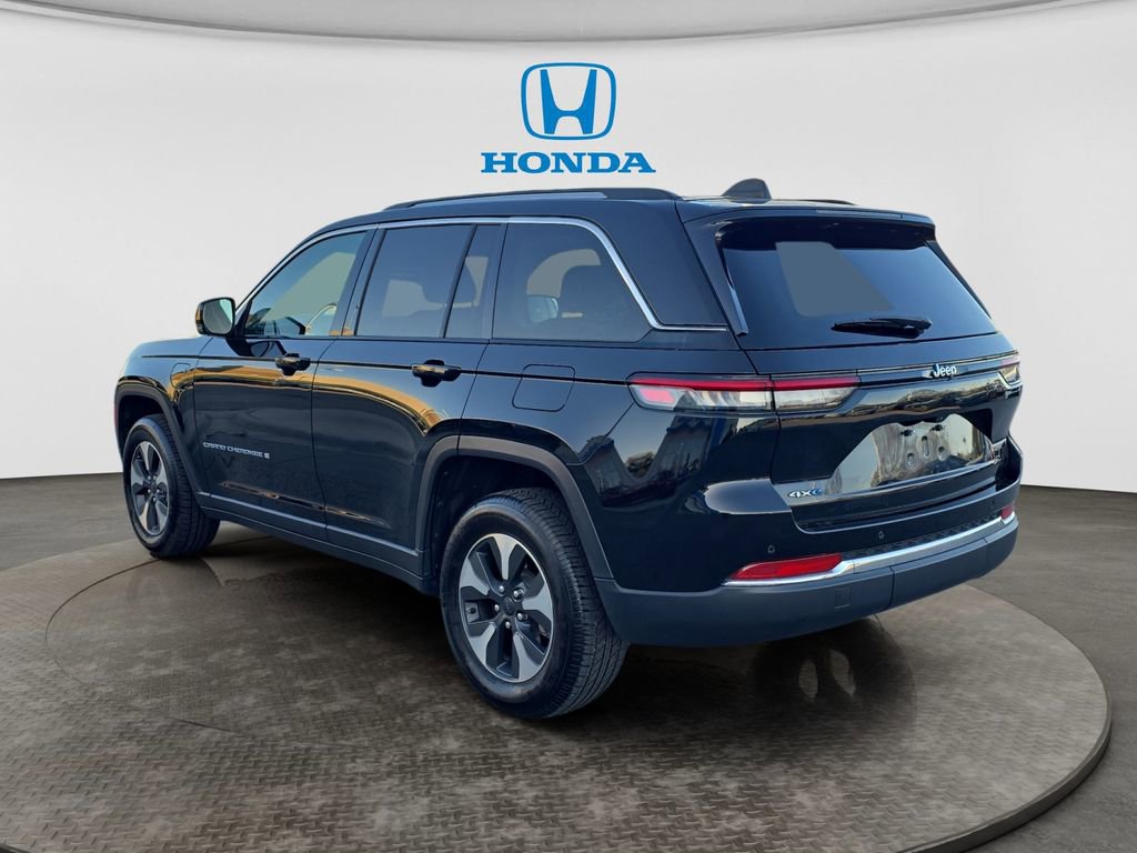 Used 2024 Jeep Grand Cherokee Limited 4xe AWD/4WD image 3
