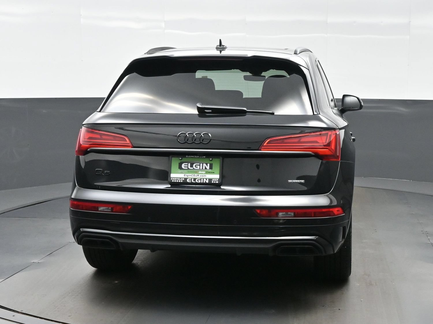 Used 2024 Audi Q5 2.0T Premium w/ Summer of Audi Package AWD/4WD image 10