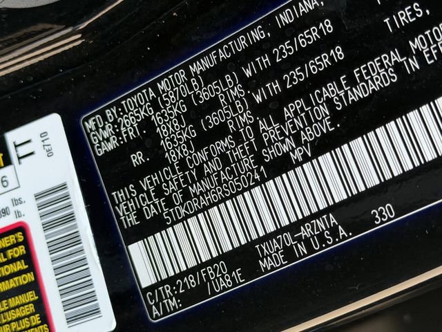 Certified 2024 Toyota Highlander LE FWD image 25