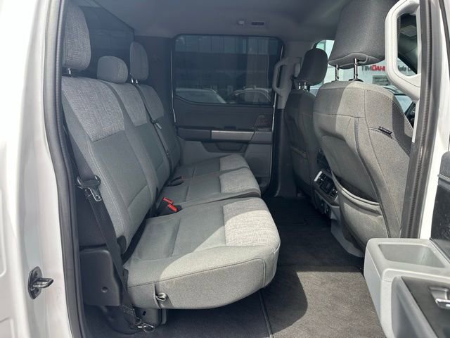 Used 2023 Ford F150 Lightning XLT AWD/4WD image 17