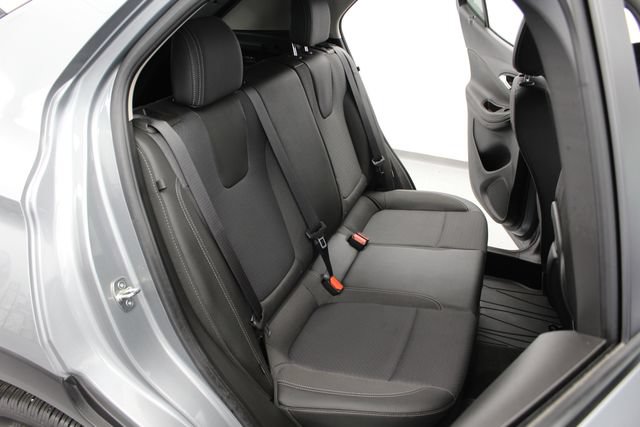 Used 2023 Buick Encore GX Preferred w/ Cold Weather Comfort Package AWD/4WD image 18