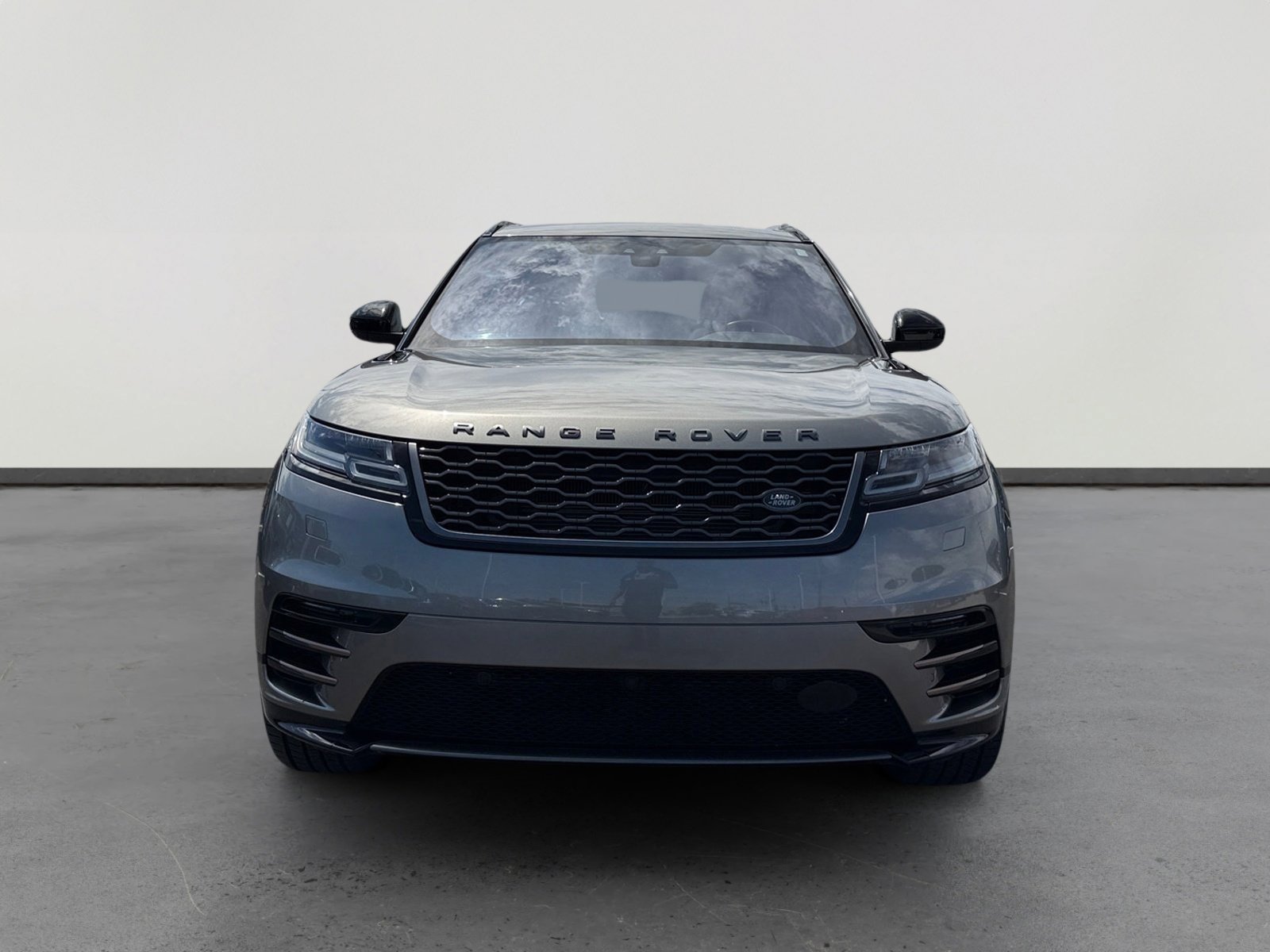 Used 2019 Land Rover Range Rover Velar R-Dynamic SE image 8