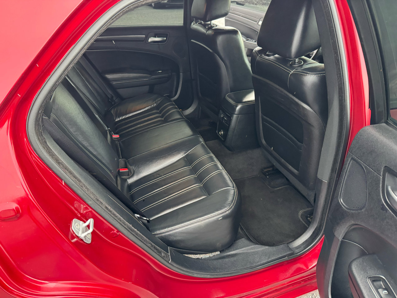 Used 2014 Chrysler 300 S w/ Light Group image 11