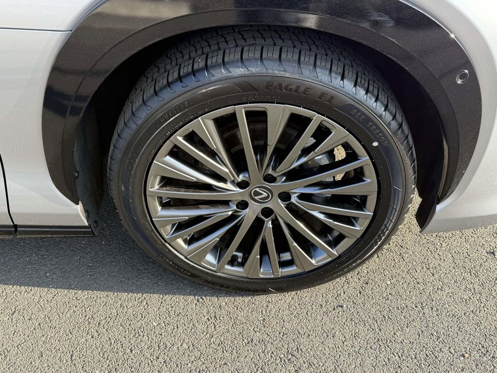 Used 2023 Lexus RZ 450e Premium w/ Cold Area Package AWD/4WD image 7