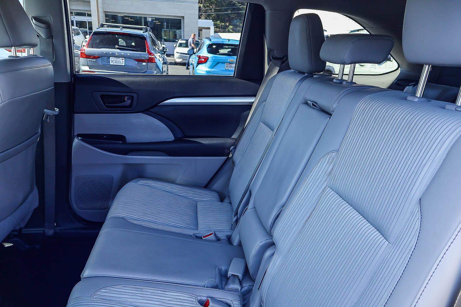 Used 2015 Toyota Highlander Plus image 13