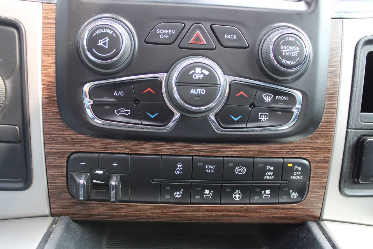 Used 2016 RAM 2500 Laramie w/ Sport Appearance Group image 28