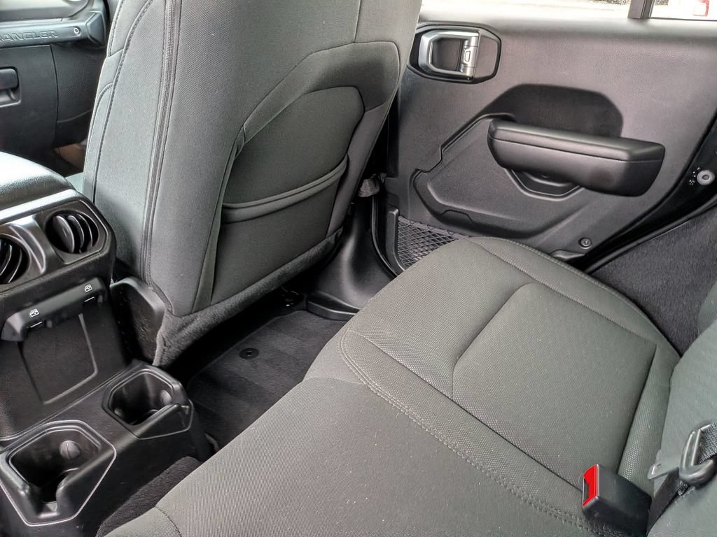 Used 2019 Jeep Wrangler Unlimited Sport S AWD/4WD image 36
