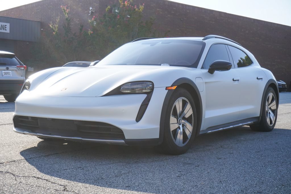 Used 2022 Porsche Taycan 4 Cross Turismo AWD/4WD image 4
