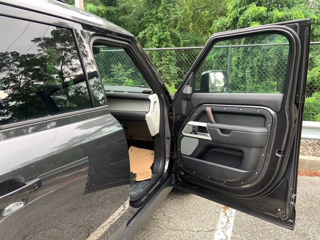 New 2024 Land Rover Defender 130 S image 14