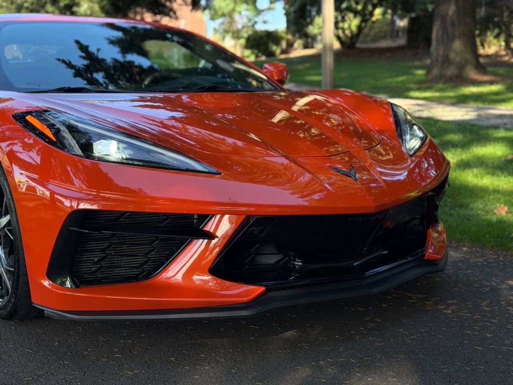 Used 2020 Chevrolet Corvette Stingray Preferred Cpe w/ 2LT Preferred Equipment Group RWD image 10