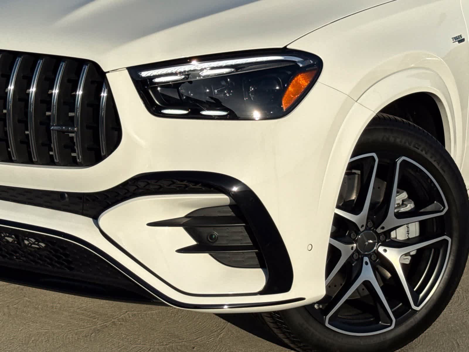 New 2026 Mercedes-Benz GLE 53 AMG 4MATIC Coupe image 3