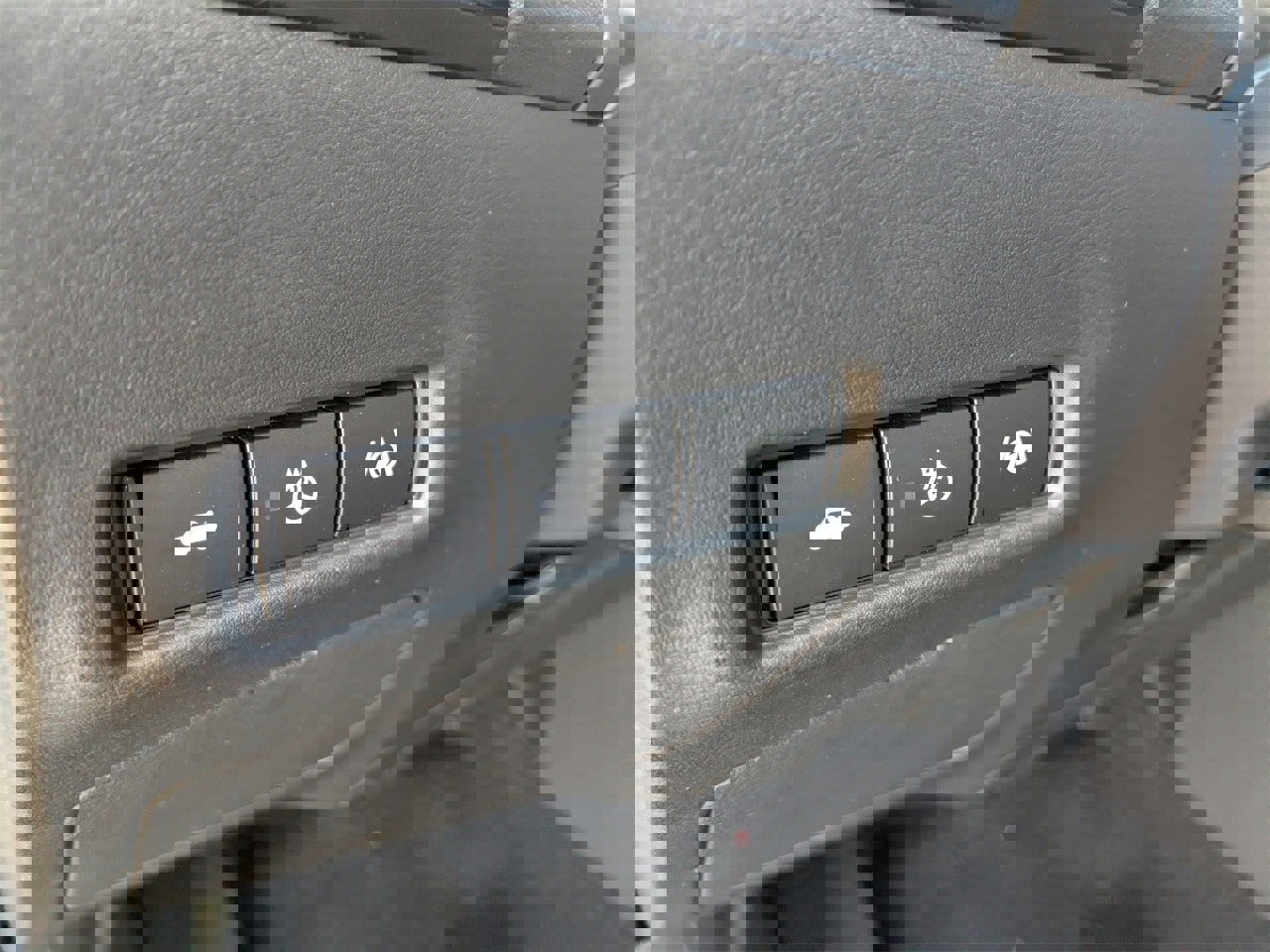 New 2026 Nissan Sentra SR w/ SR Premium Package image 15