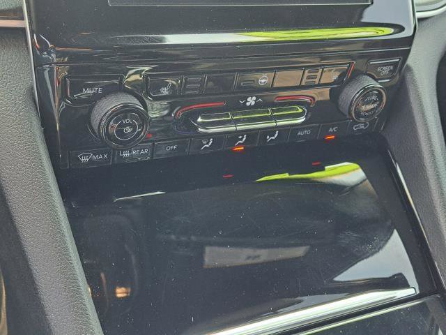 Used 2022 Jeep Grand Cherokee Altitude image 15