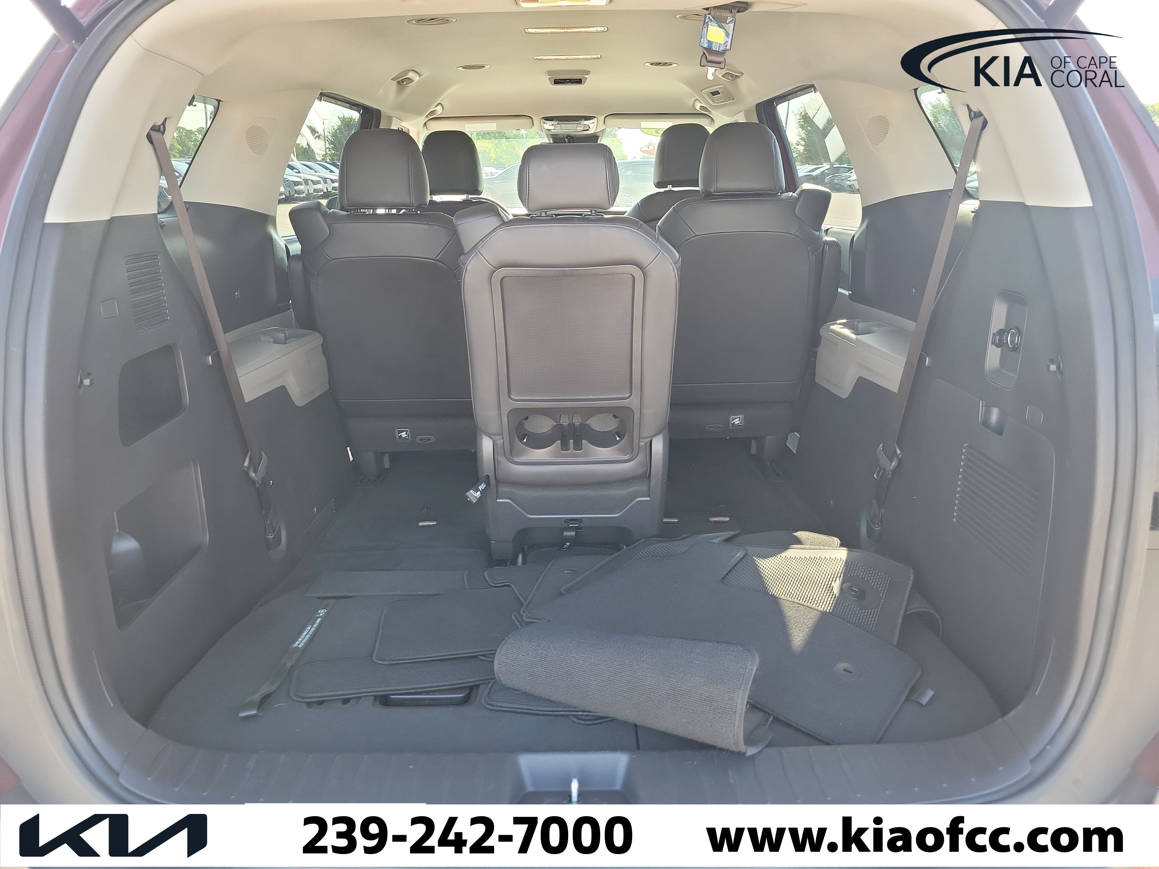 Certified 2025 Kia Carnival EX FWD image 10