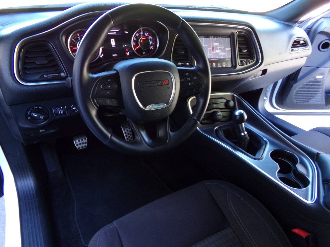 Used 2015 Dodge Challenger R/T w/ Quick Order Package 22B R/T RWD image 24