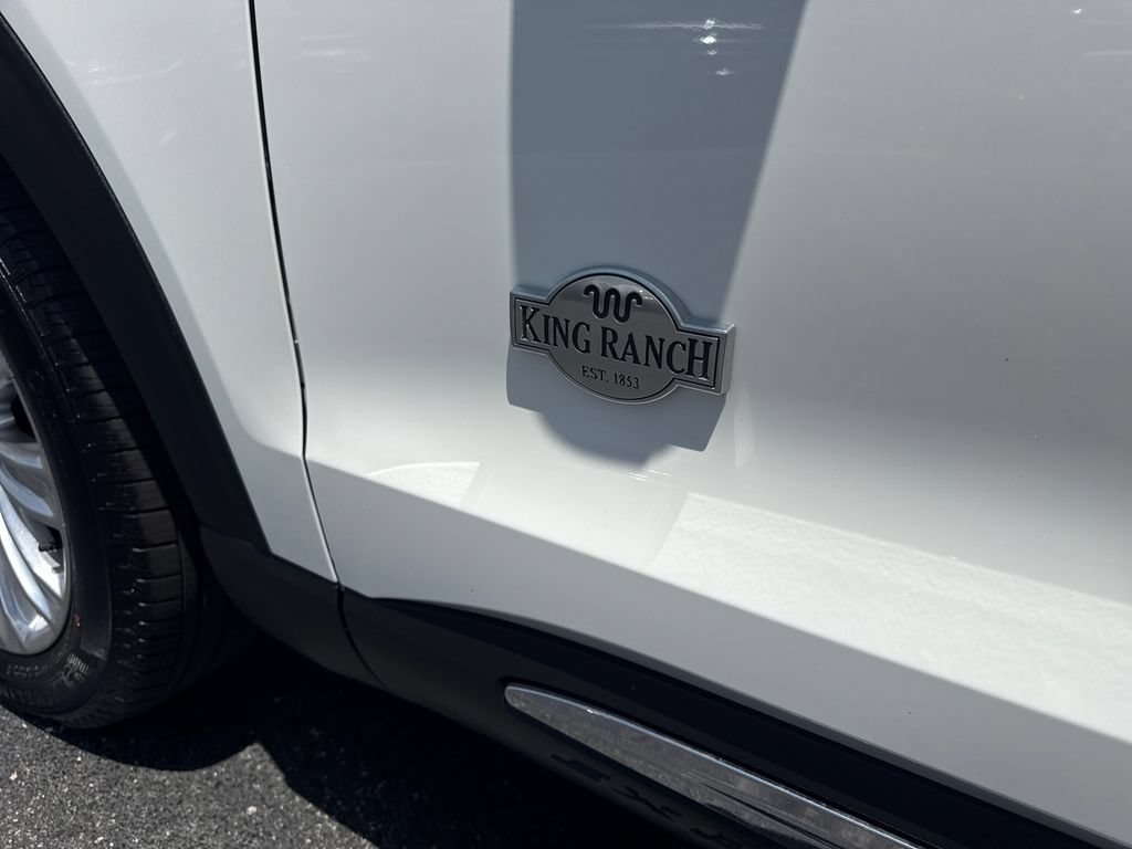 Used 2024 Ford Explorer King Ranch w/ Technology Package AWD/4WD image 27