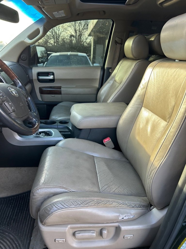 Used 2010 Toyota Sequoia Platinum image 9