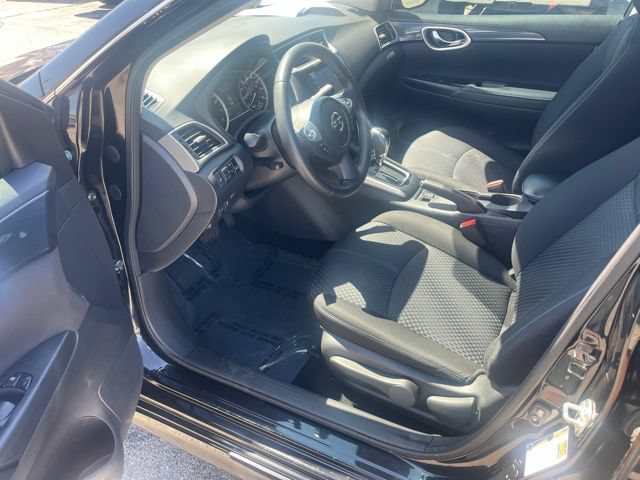 Used 2019 Nissan Sentra SR Turbo FWD image 13
