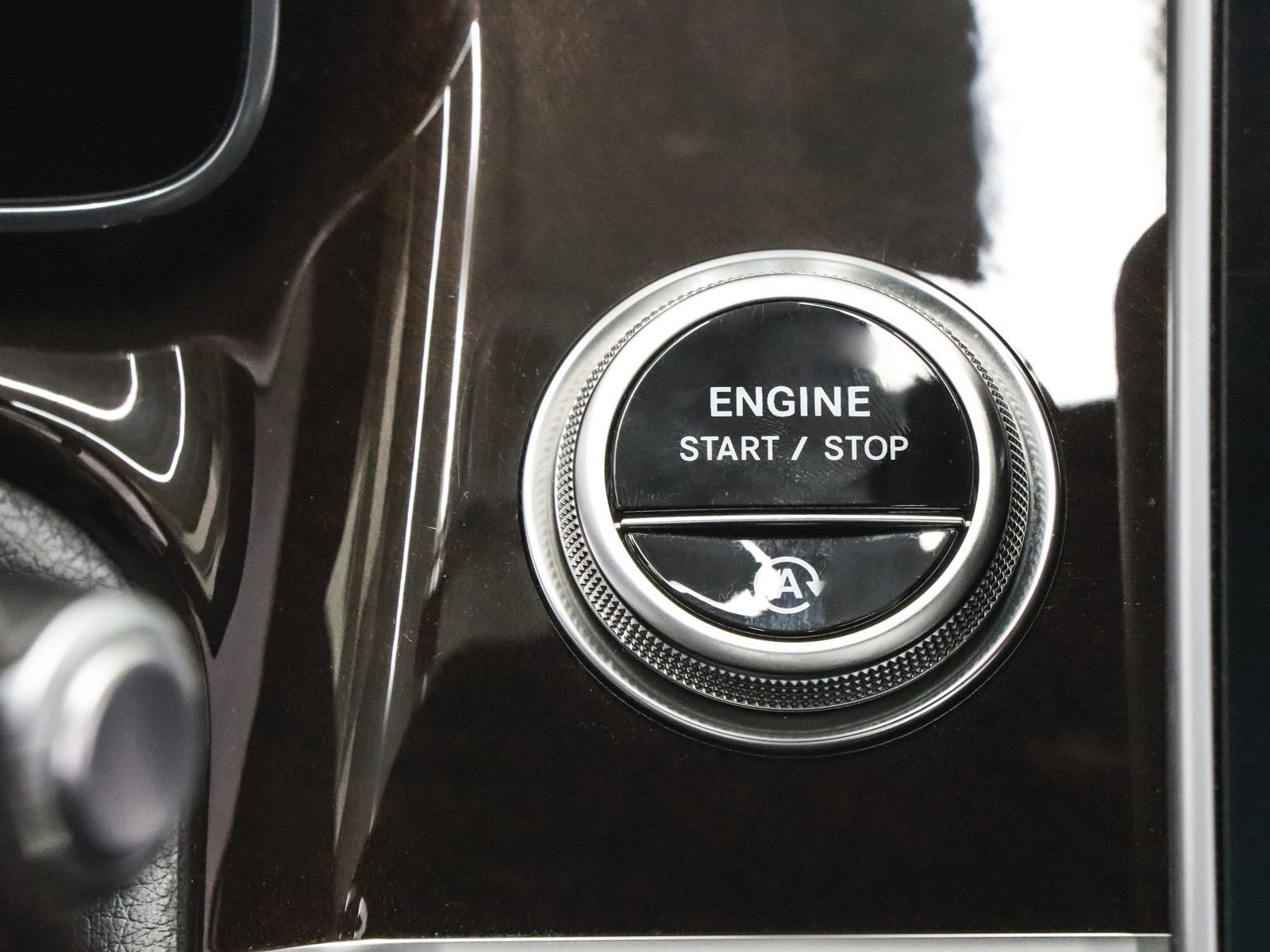 Used 2025 Mercedes-Benz S 580 4MATIC Sedan image 37