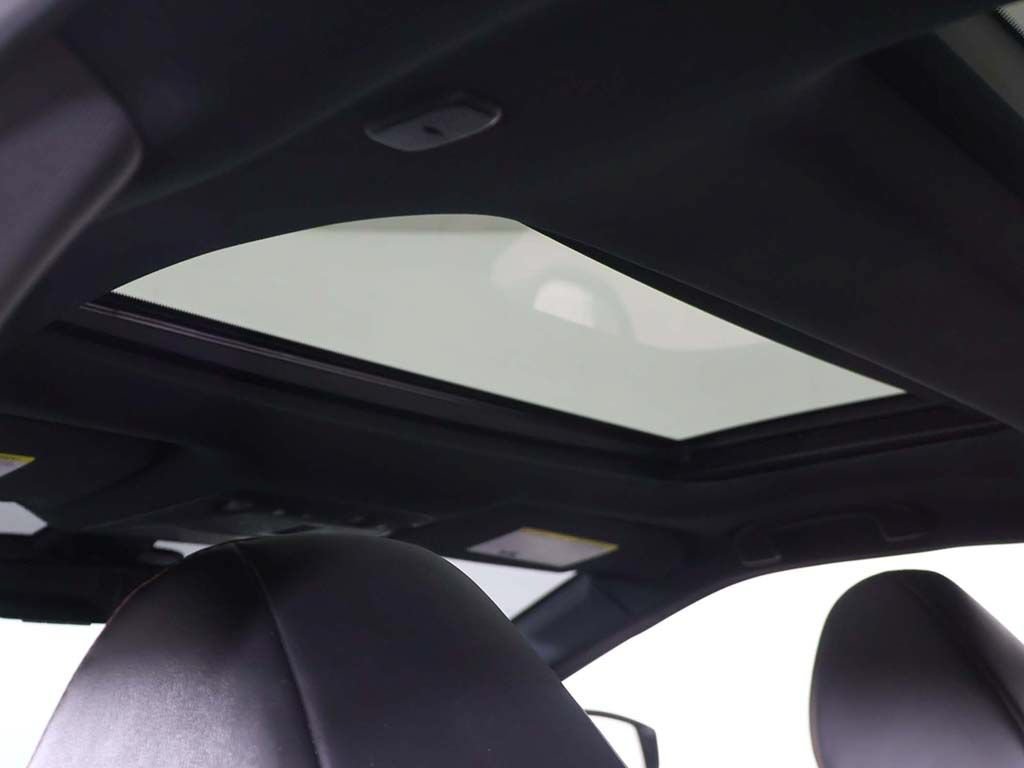 Used 2023 Nissan Maxima SR w/ Sport Mat Group FWD image 19