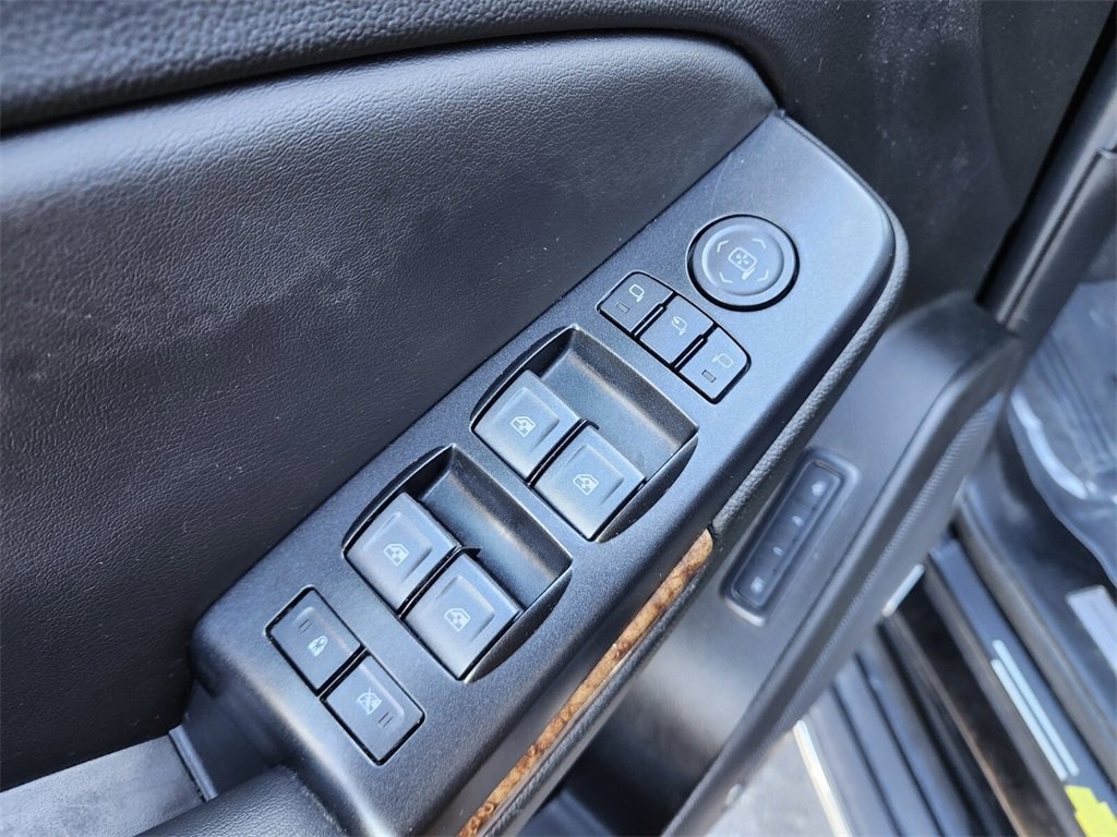 Used 2020 Chevrolet Tahoe Premier image 16