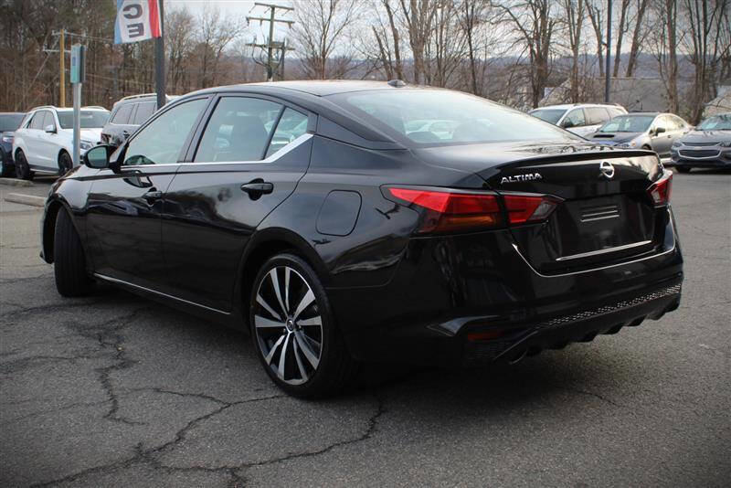 Used 2019 Nissan Altima 2.5 SR image 3