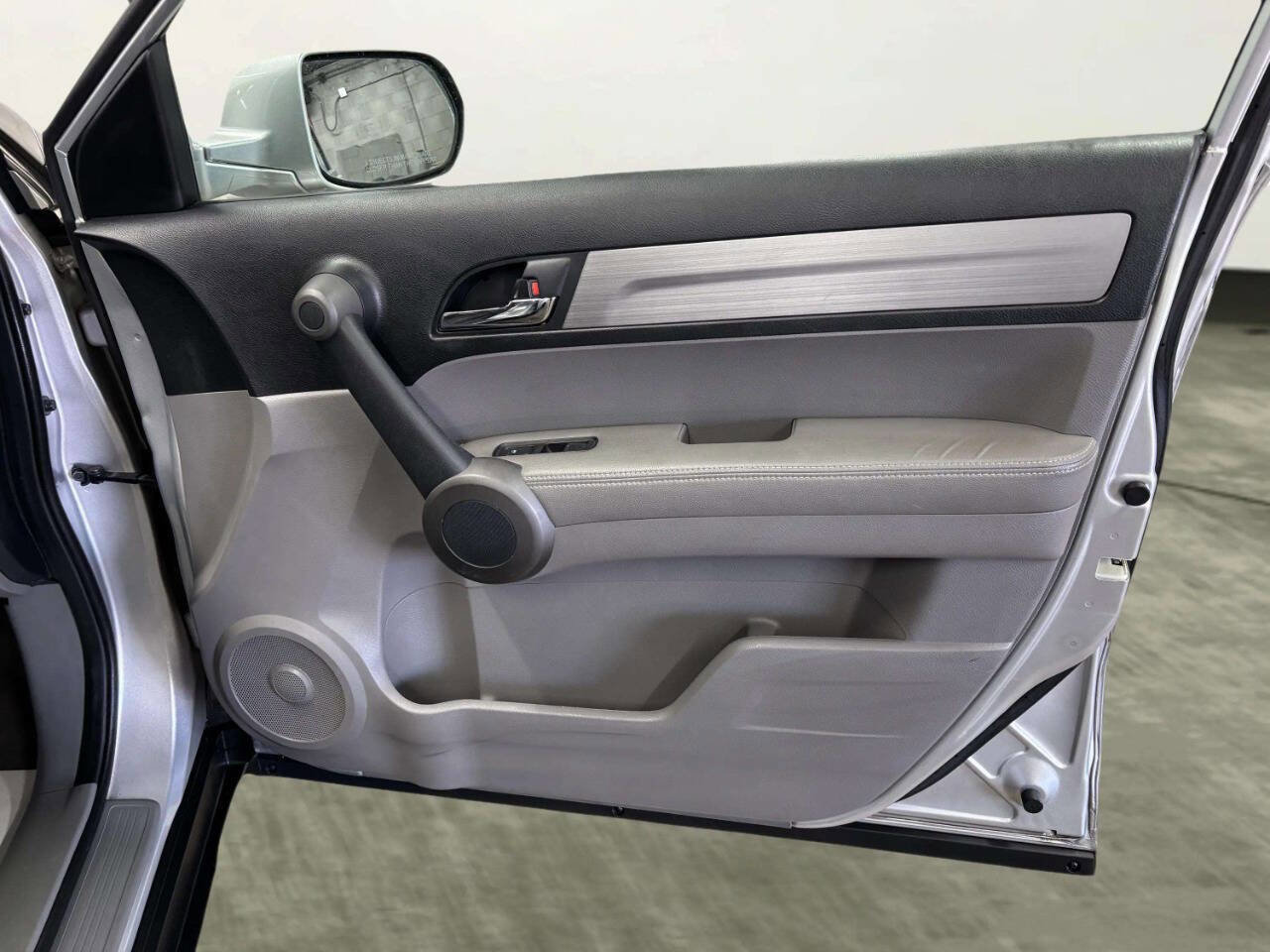 Used 2010 Honda CR-V EX-L image 19