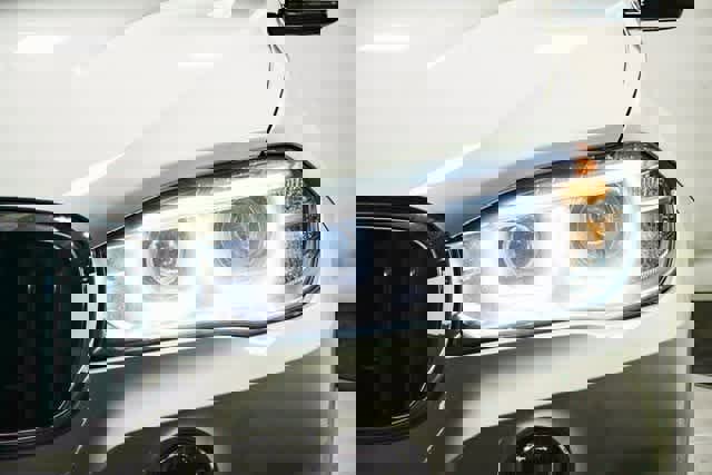 Used 2018 BMW X5 xDrive40e image 7