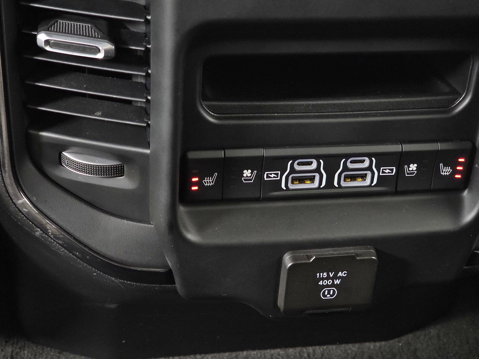 Used 2024 RAM 1500 Limited AWD/4WD image 36