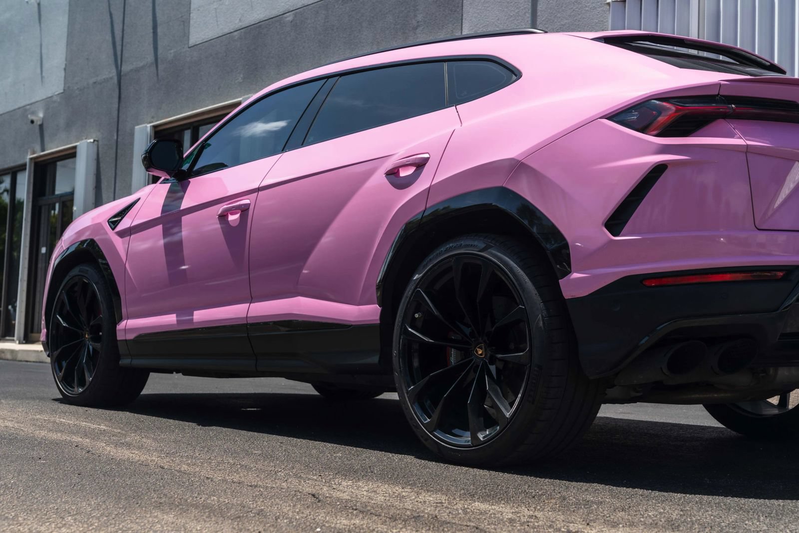 Used 2020 Lamborghini Urus AWD/4WD image 8