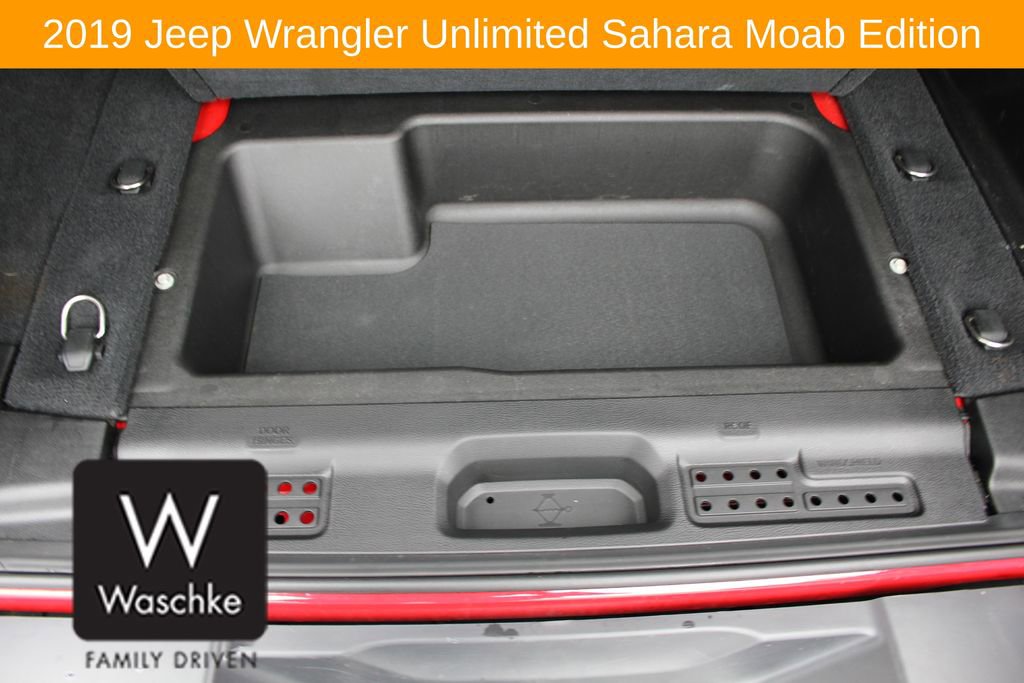 Used 2019 Jeep Wrangler Unlimited Sahara w/ Quick Order Package 24M Moab image 19
