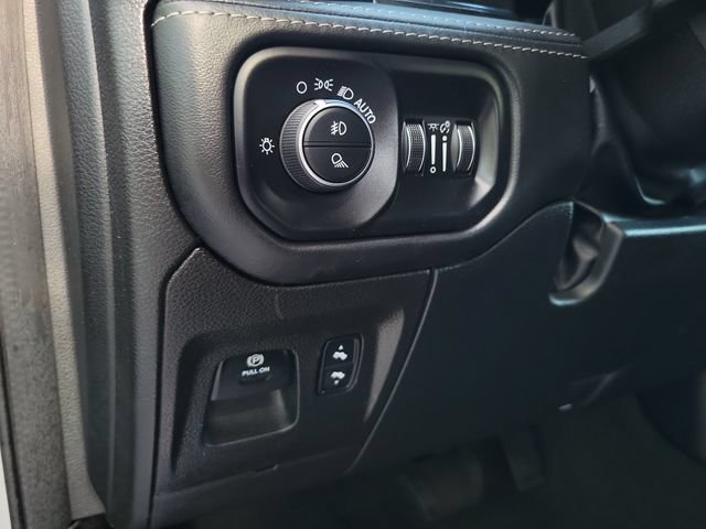 Used 2022 RAM 1500 Limited w/ Night Edition AWD/4WD image 25