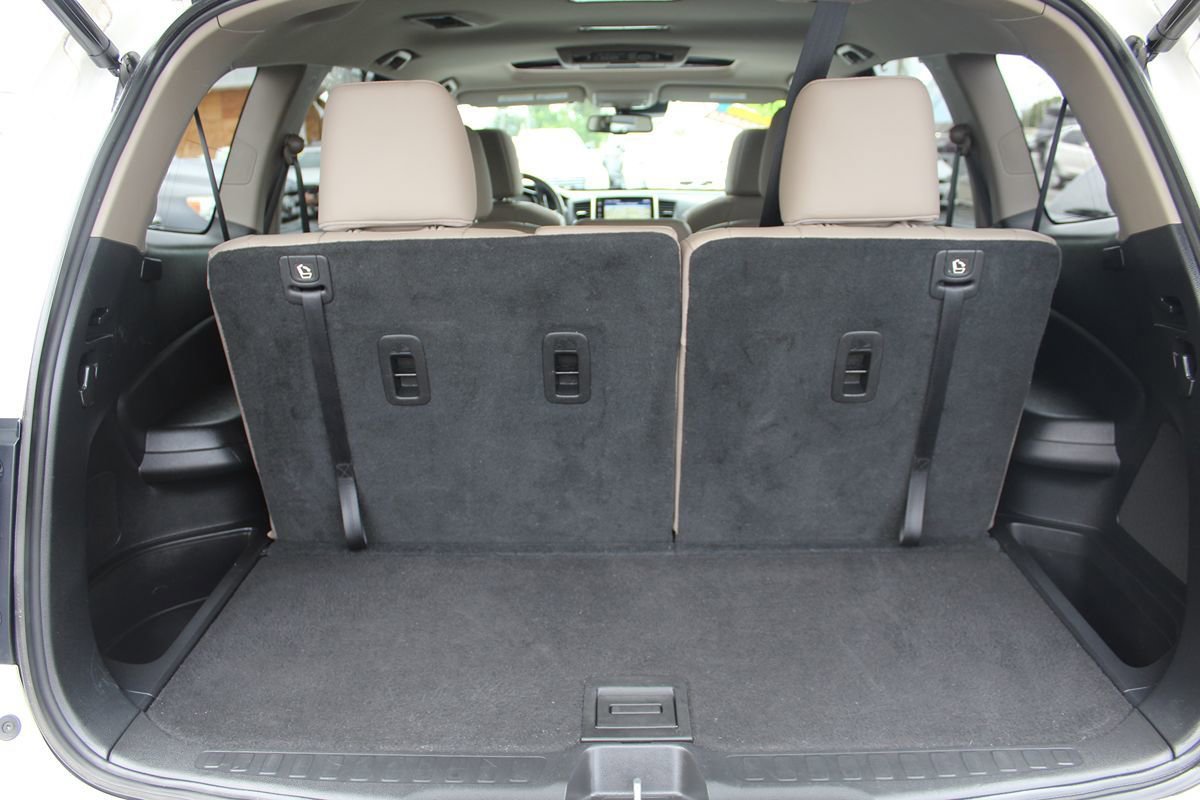Used 2016 Honda Pilot Touring image 36