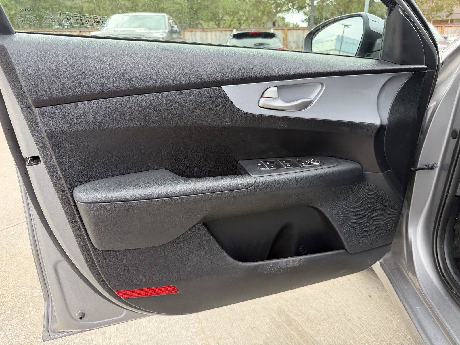Used 2024 Kia Forte LXS FWD image 12