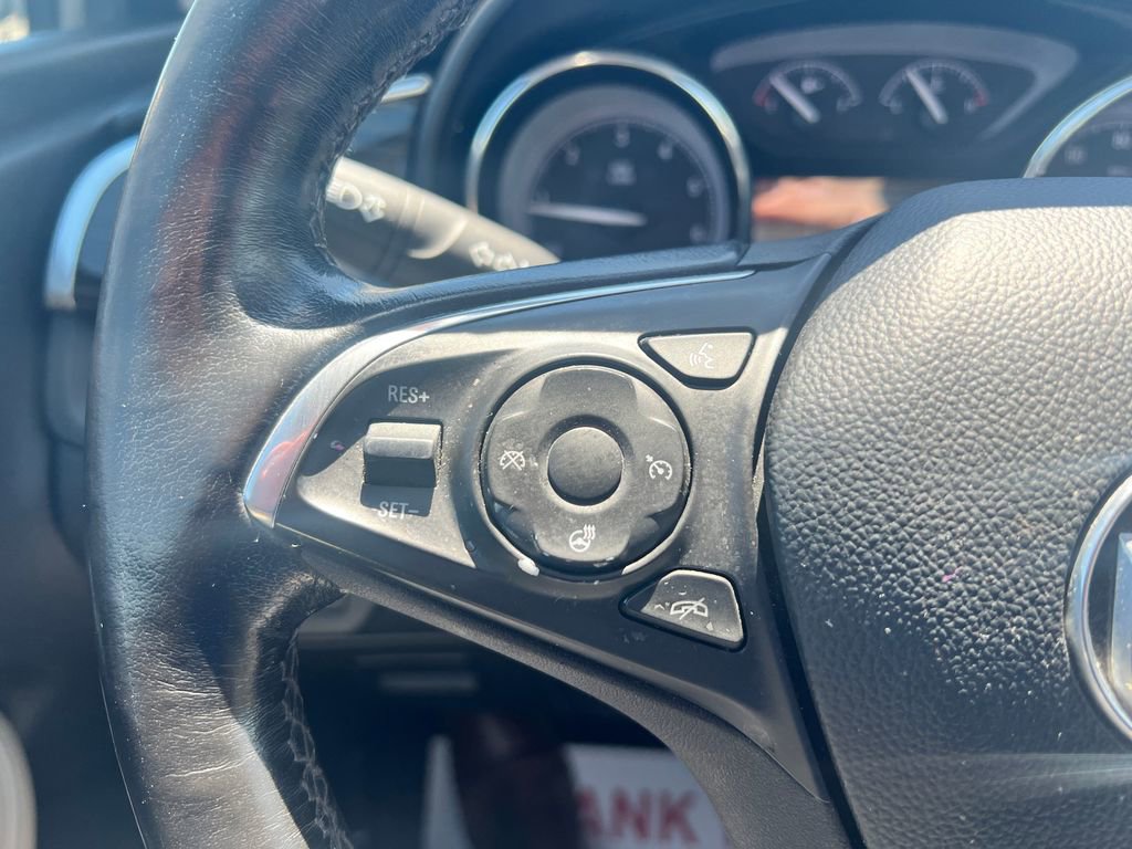 Used 2019 Buick Envision Essence AWD/4WD image 23