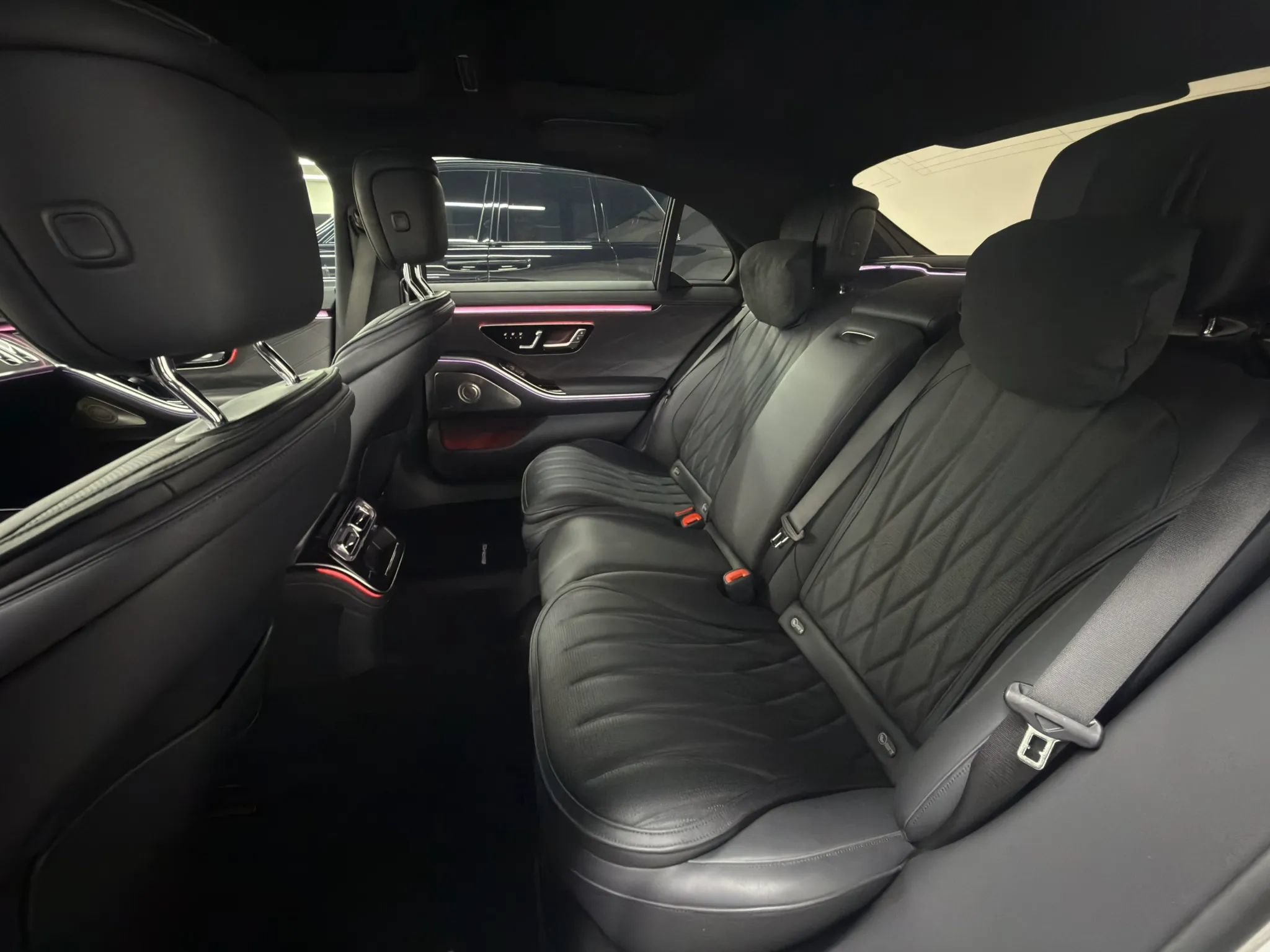 Used 2024 Mercedes-Benz S 63 AMG S image 29