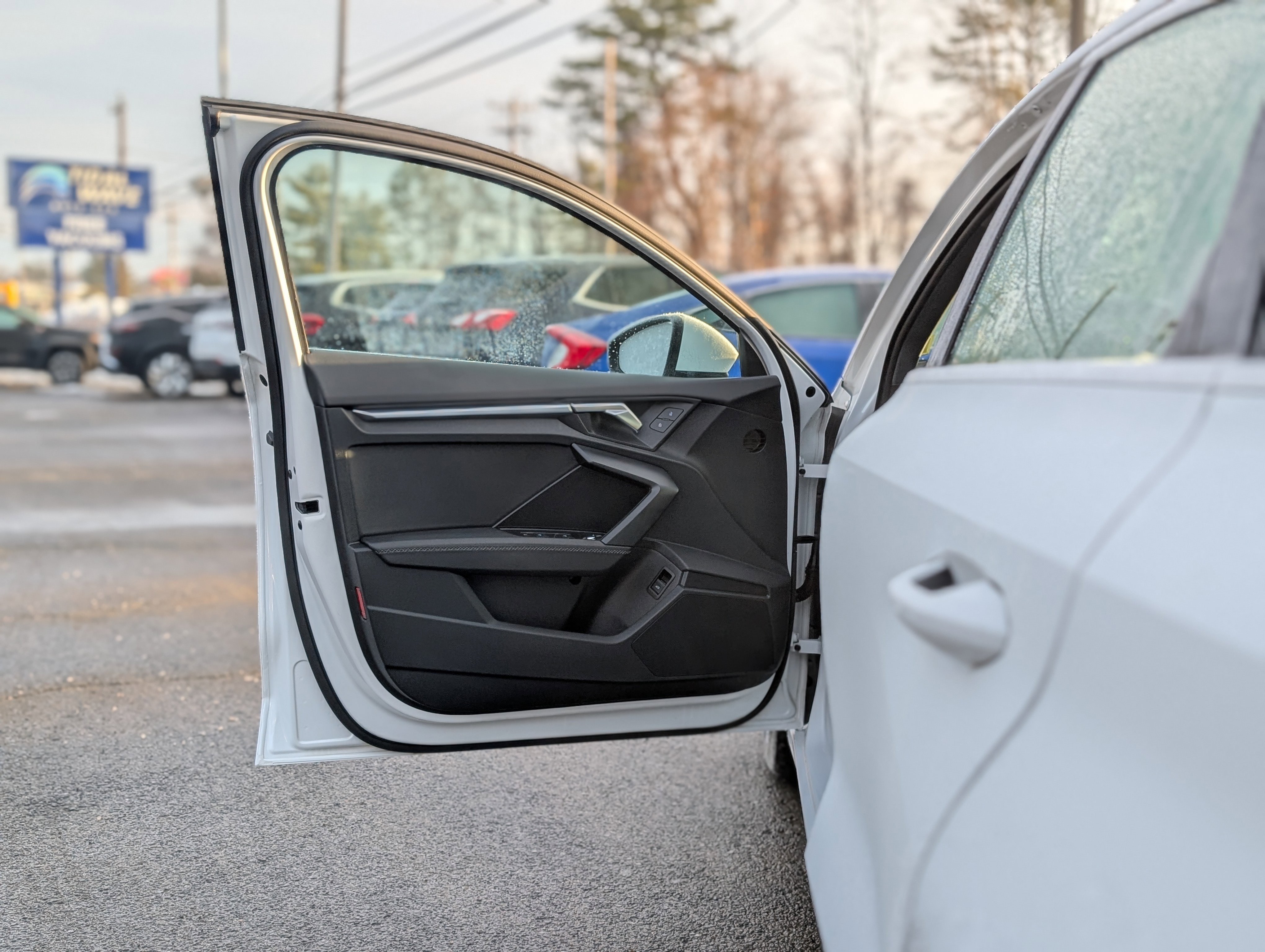 Used 2023 Audi A3 2.0T Premium image 31