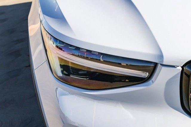 New 2026 Volvo XC40 B5 Plus w/ Protection Package Premier image 10