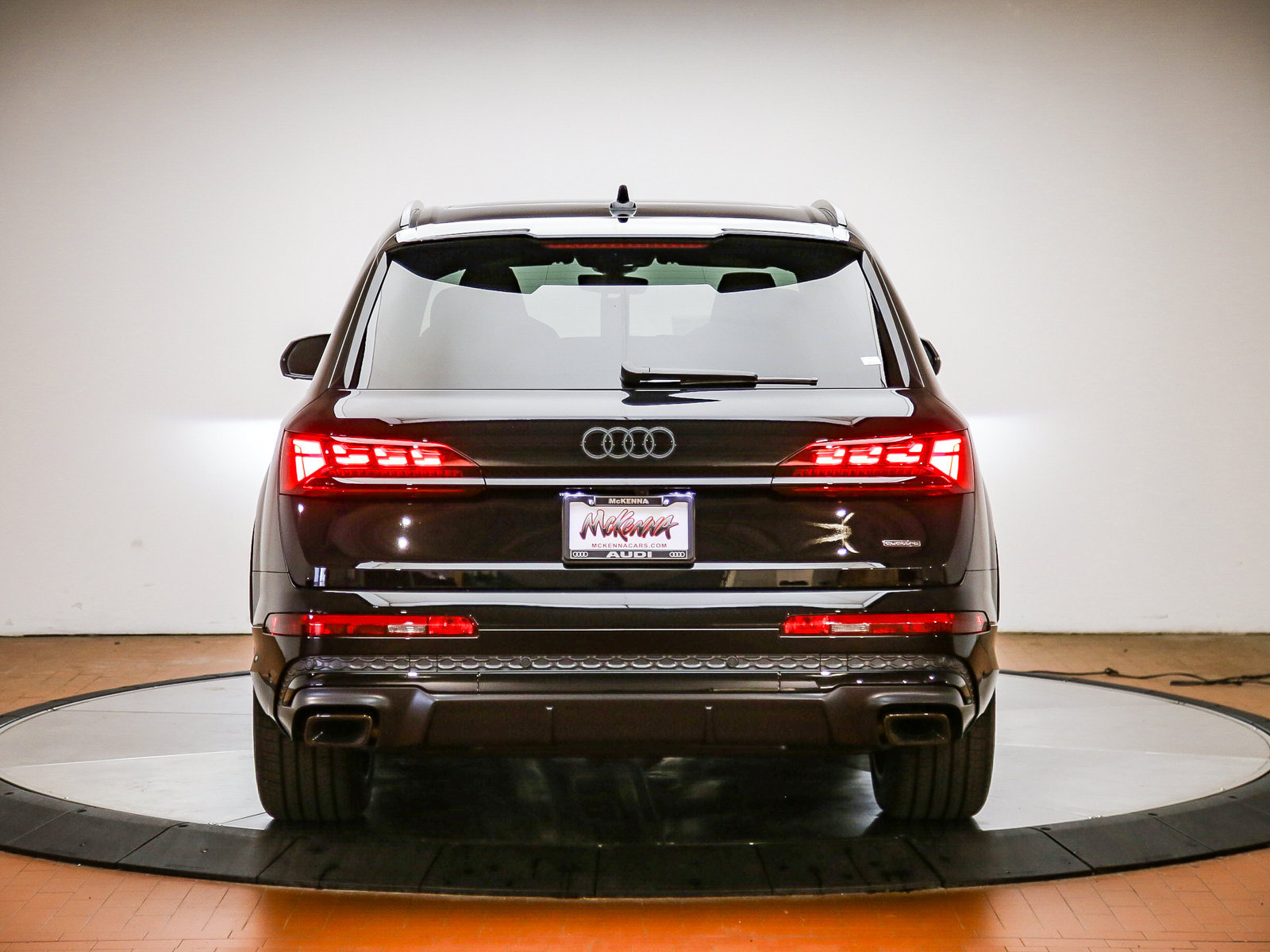 New 2026 Audi Q7 3.0T Prestige AWD/4WD image 3