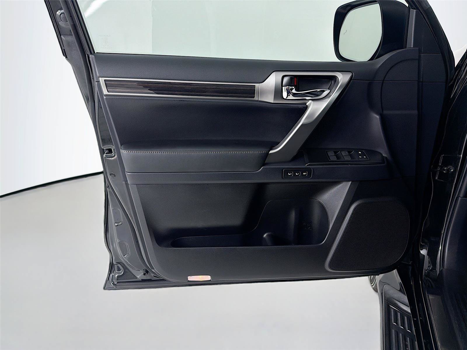 Used 2022 Lexus GX 460 Premium w/ Premium Package AWD/4WD image 6