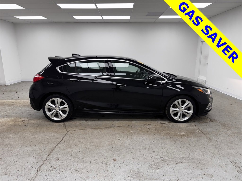 Used 2018 Chevrolet Cruze Premier image 4