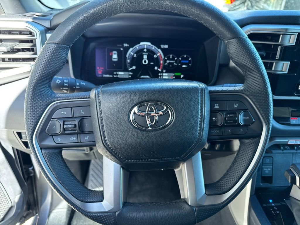 Used 2025 Toyota Sequoia SR5 image 3