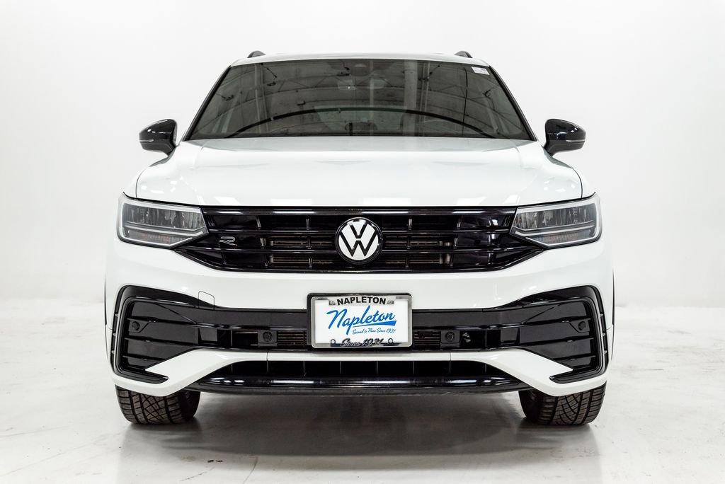 Used 2022 Volkswagen Tiguan SE R-Line image 4