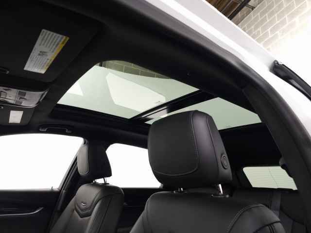 Certified 2023 Cadillac XT5 Premium Luxury w/ LPO, Floor Liner Package image 18