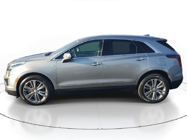 Used 2025 Cadillac XT5 Premium Luxury w/ Technology Package AWD/4WD image 2