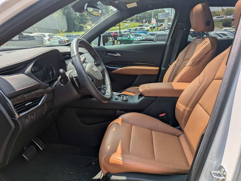 Used 2023 Cadillac XT4 Sport FWD image 21