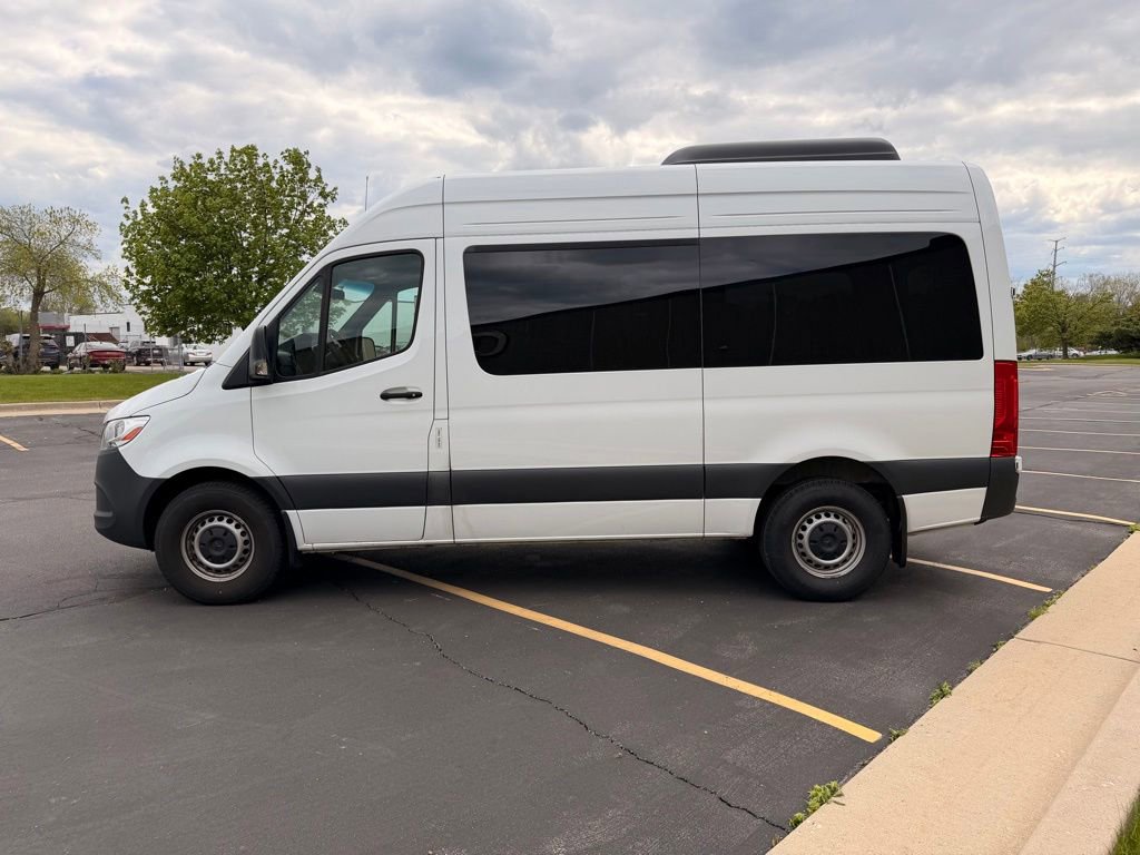 Used 2024 Mercedes-Benz Sprinter 2500 image 3